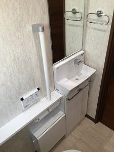 １階トイレ手洗い