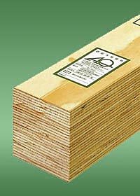 ＬＶＬ 
LaminatedVeneerLumber 何層も圧縮された積層柱